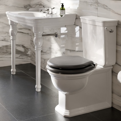 Imperial Regent Close Coupled Toilet & Cistern With Lever - Lifestyle Image